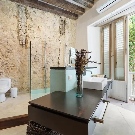 Casa Del Dragon - Luxury Colonial *